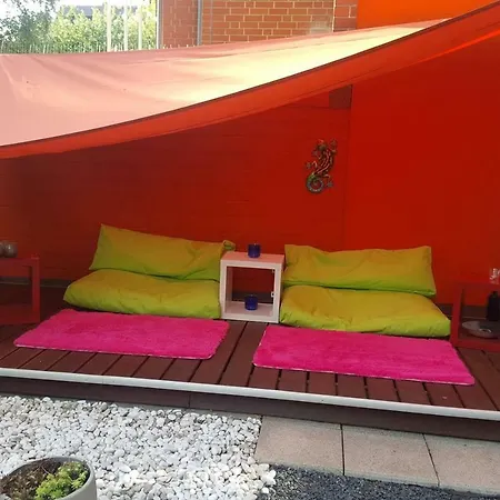 Garden Paradise,flat Near Messe Apartmán