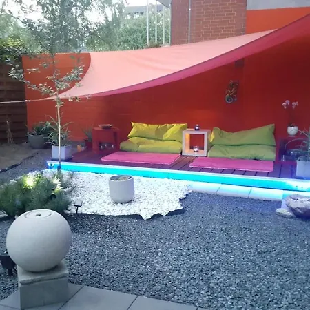 Garden Paradise,flat Near Messe Apartmán *